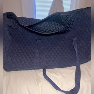 VERA BRADLEY XL Traveler Duffel Bag Navy